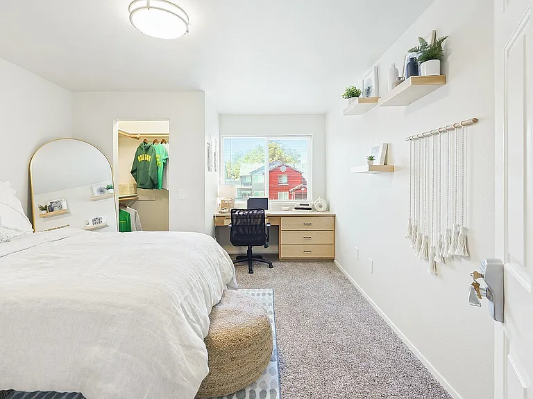 3225 Kinsrow Ave - WEB-42 (1)