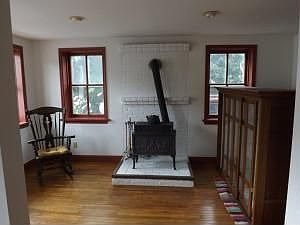 4th image of 159 W Frederick St