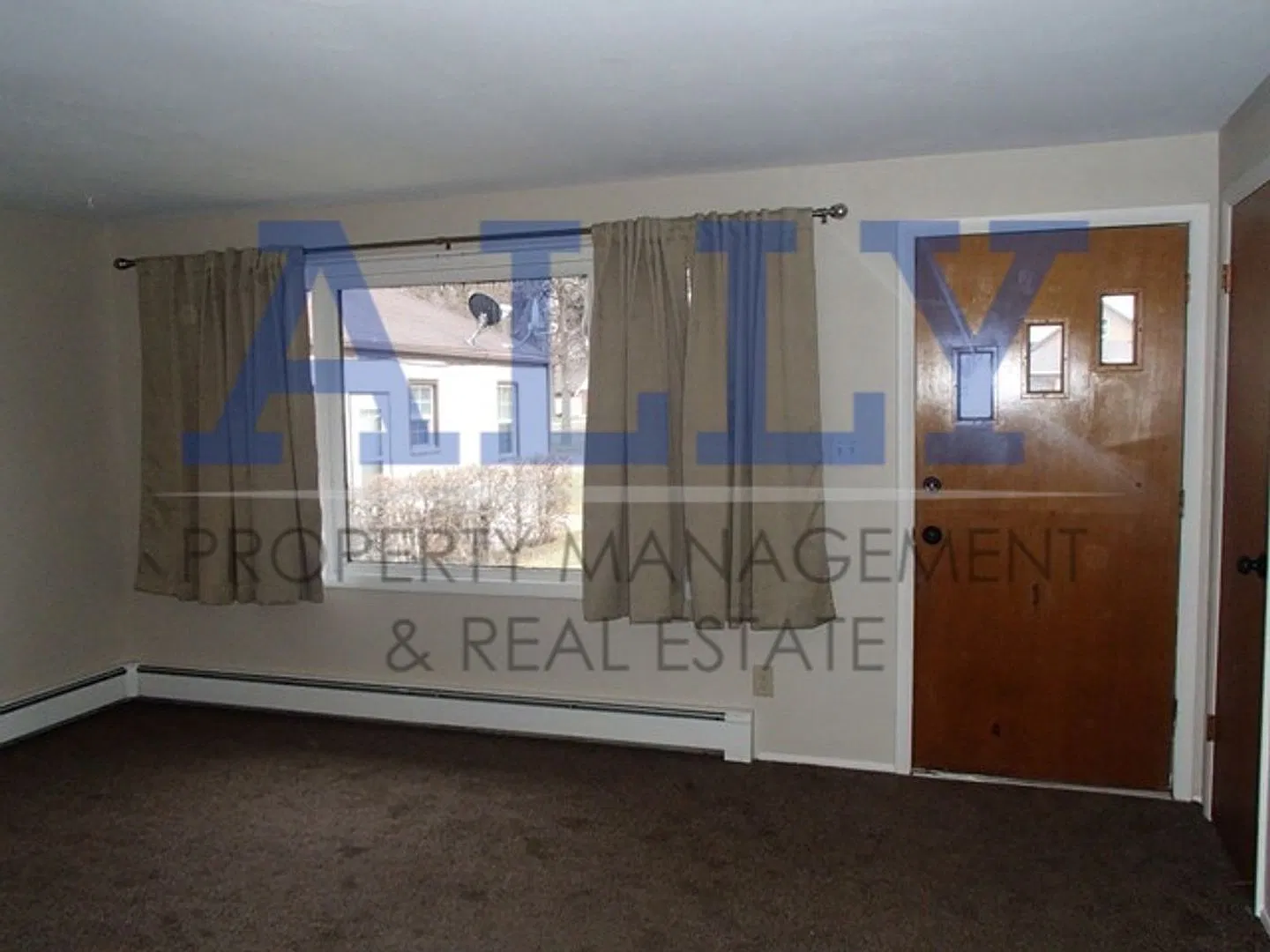 Two bedroom, one bathroom, single level apartments! Located in Gering! — Photo 3