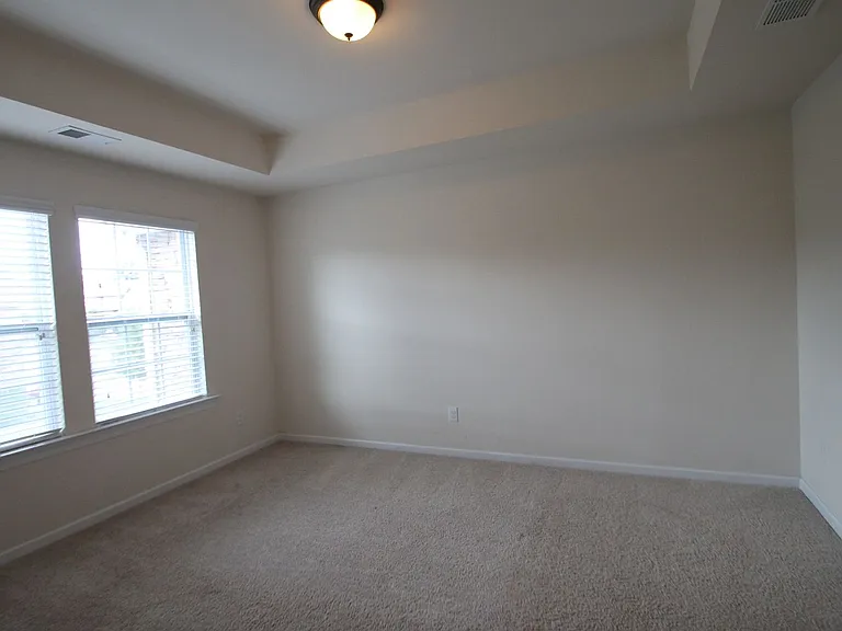 1044 Archibald Ave — Photo 22