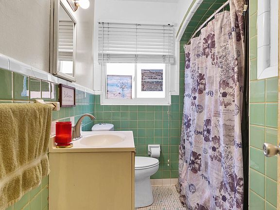 5th image of 12261 Lansdowne St