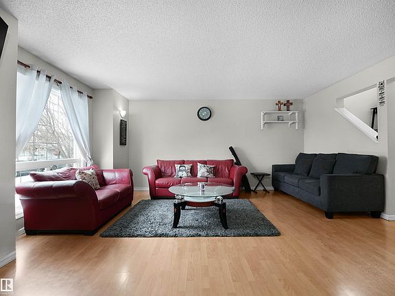 3rd image of 21379 89th Ave NW