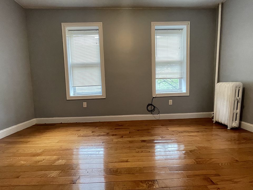 2nd image of 1200 Kennedy Blvd #35E