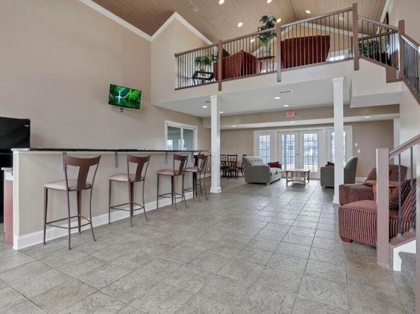 6485 Nottinghill Trail Dr, Canal Winchester, OH 43110