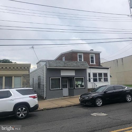 2nd image of 210-212 E Baltimore Ave