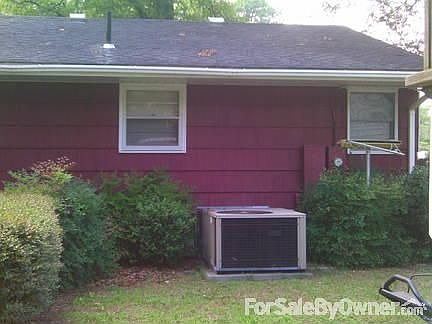 4th image of 1374 S Braden Cres