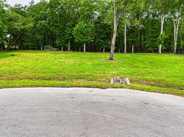 125 Kentucky Ln, Lafayette, LA 70507