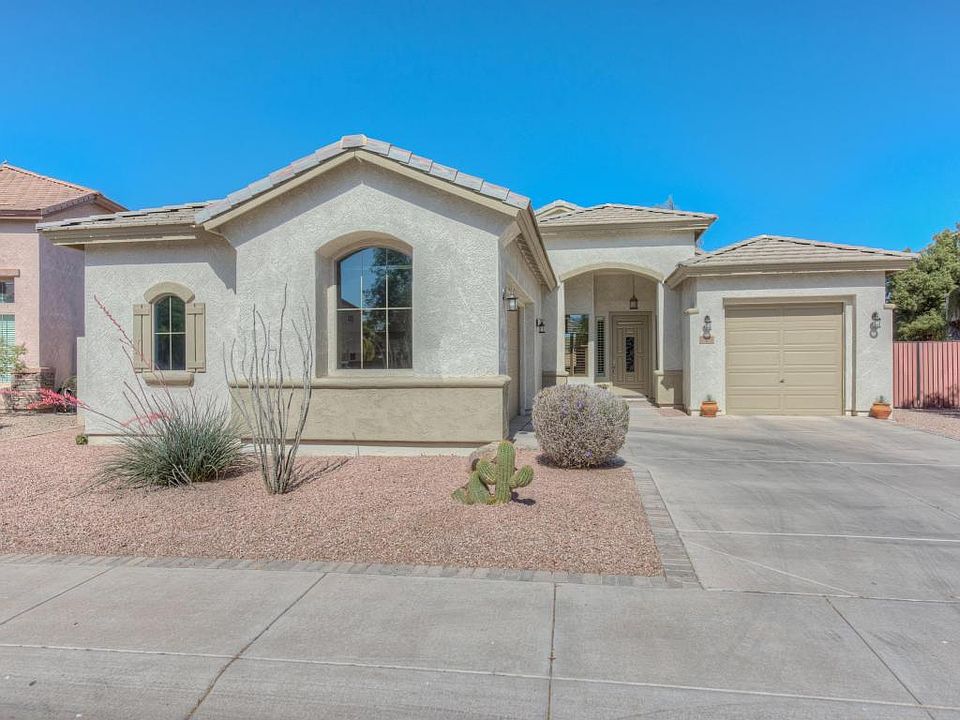 1st image of 2530 S Dragoon Dr