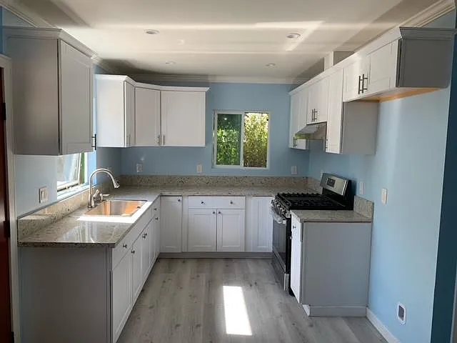 Studio, 480 sqft, $1,900 — Photo 1