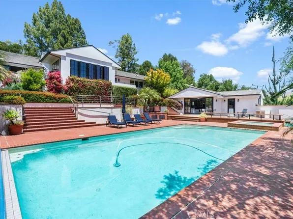 150 Los Robles Ct, San Luis Obispo, CA 93405