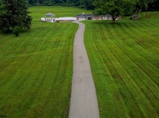 3574 Freedom Hwy, Fairmont, WV 26554
