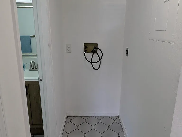 1606 University Ln #1403 — Photo 18