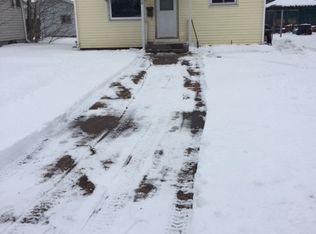120 Pinehurst St, Kingsford, MI 49802
