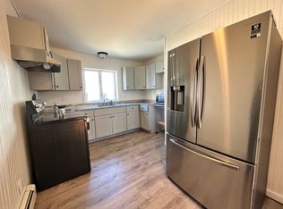 1427 Plymouth Ave #1, Fall River, MA 02721