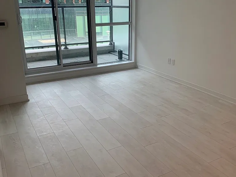 31 Tippett Rd #335 — Photo 3