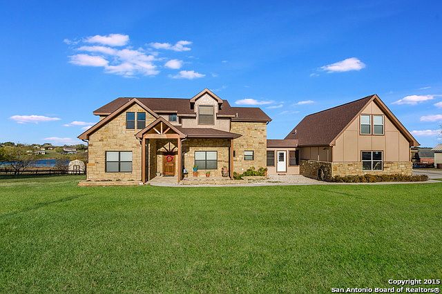 1st image of 336 Pauls Dr