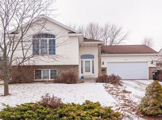 4614 Manor Brook Dr NW, Rochester, MN 55901
