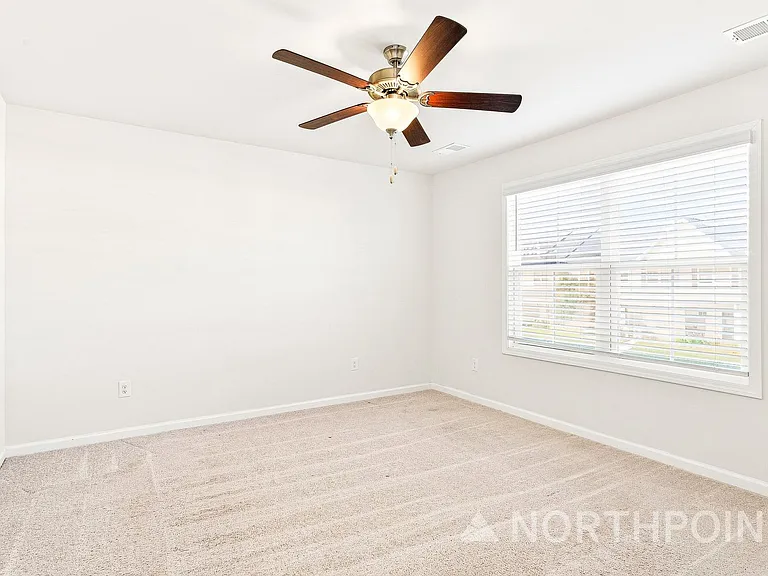 3740 Yorkshire Pl — Photo 8