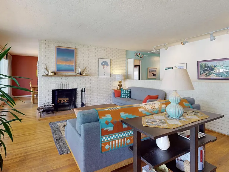 5100 Constitution Ave NE — Photo 5
