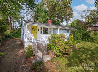 74 Brucemont Cir, Asheville, NC 28806