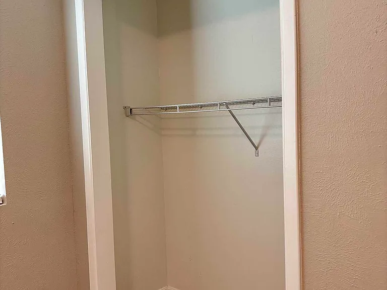 Marine Park Apartments — Photo 50