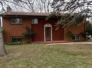 872 N Addison Ave, Elmhurst, IL 60126