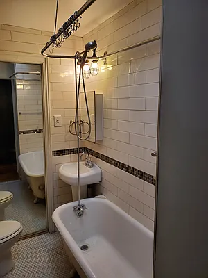 Rented by RBM Brokerage | media 22