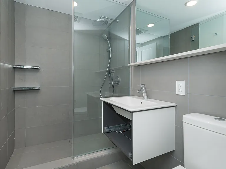 334 Harvard St #L2 — Photo 2