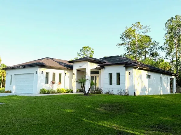 3762 32nd Ave SE, Naples, FL 34117
