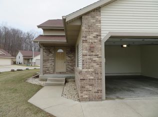 134 Nordic Way, Slinger, WI 53086