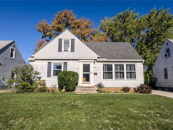 29815 Robert St, Wickliffe, OH 44092