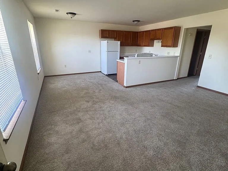 25 Iki Dr — Photo 2