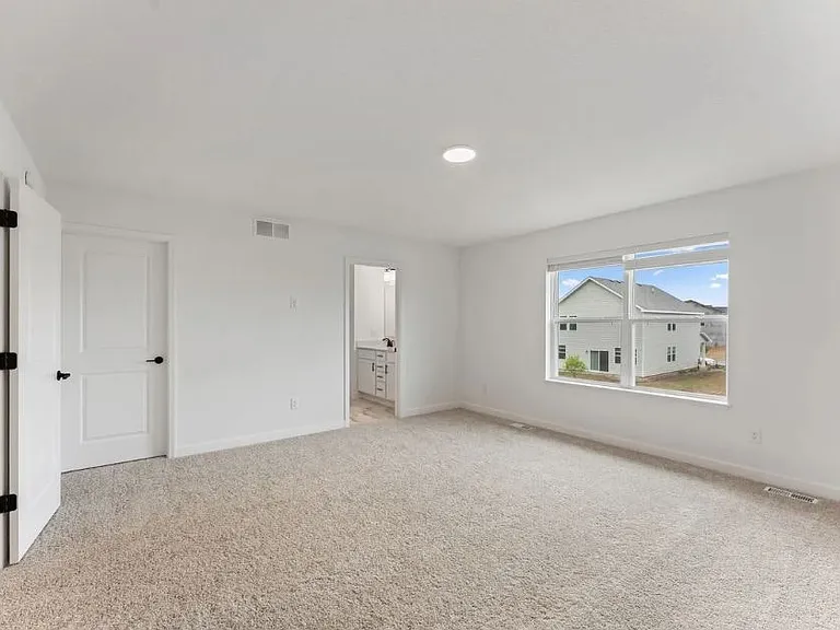 18325 Gladiator Dr — Photo 15