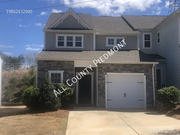 1144 Streamside Ln, York, SC 29745