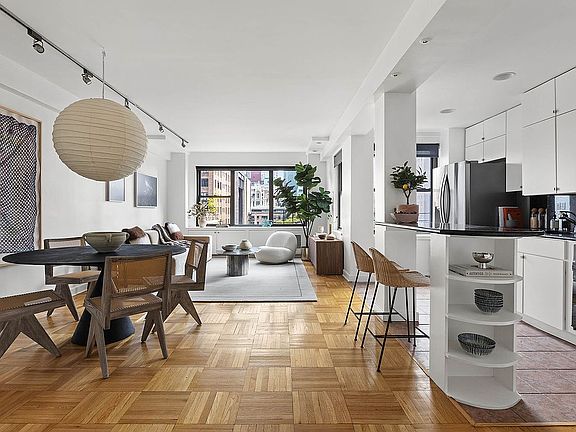 2nd image of 2 Tudor City Pl APT 10EN