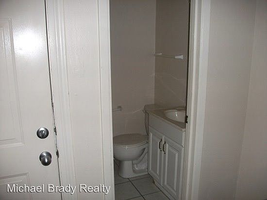 3rd image of 4008 Scruggs Dr APT C