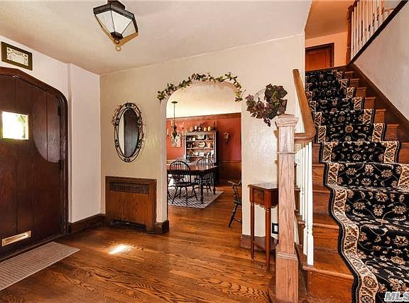 3rd image of 25 Heyward Ln