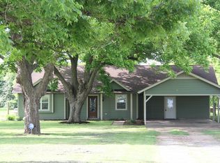 6415 Mullins Prairie Loop, La Grange, TX 78945
