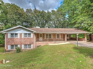 805 E Summit Loop, Rogers, AR 72756