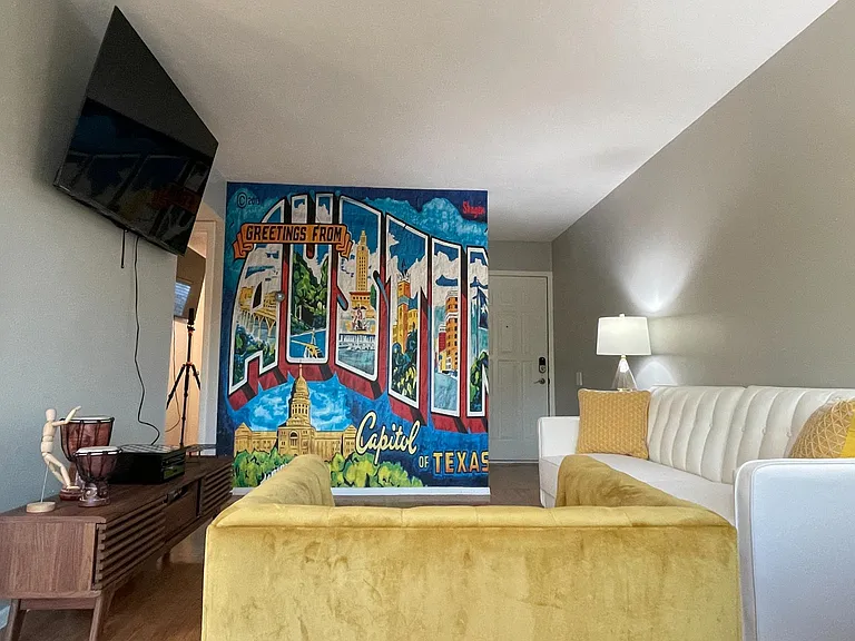 620 S 1st St #307 — Photo 2