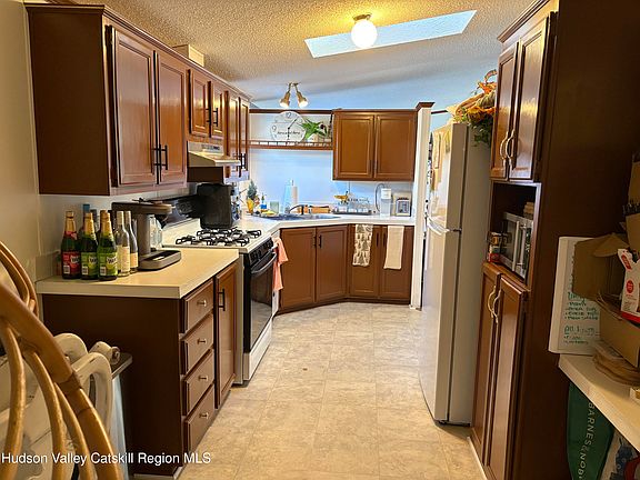 4th image of 600 E Chester Street Lot 35