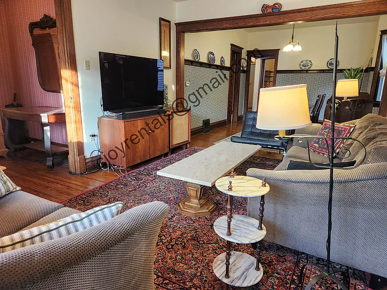 4061 N Kenneth Ave — Photo 4