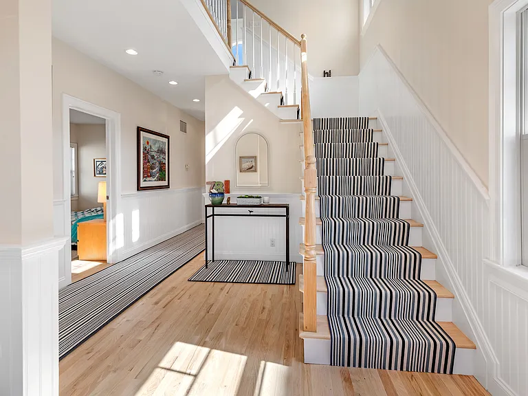 781 Dune Rd — Photo 8