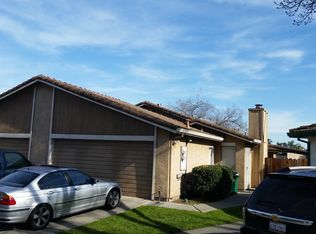 6118 Village Green Dr, Stockton, CA 95210
