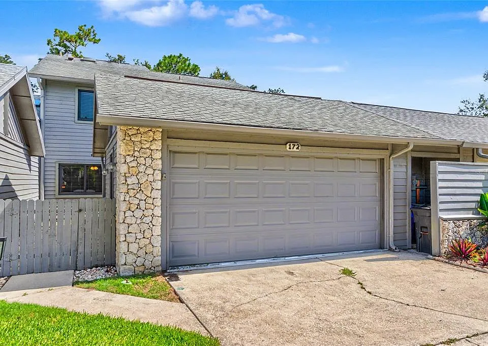 172 Deer Lake Cir