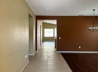 13385 Chamiso St, Victorville, CA 92392