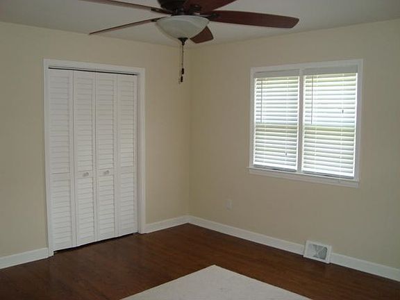 5th image of 310 Park Ave