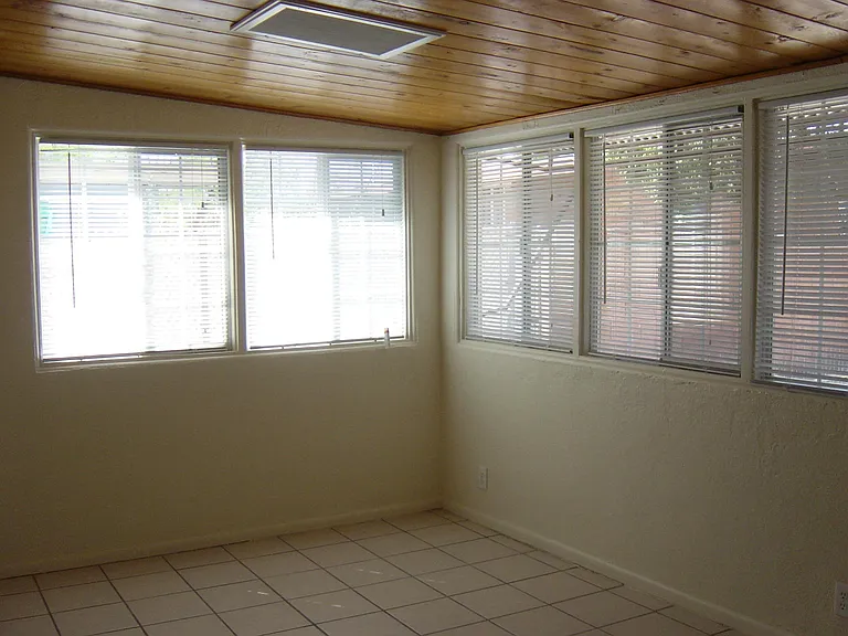 1220 N Bryant Ave #A — Photo 4