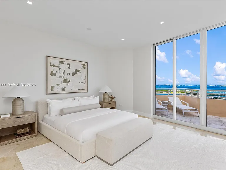 808 Brickell Key Dr #3901 — Photo 19