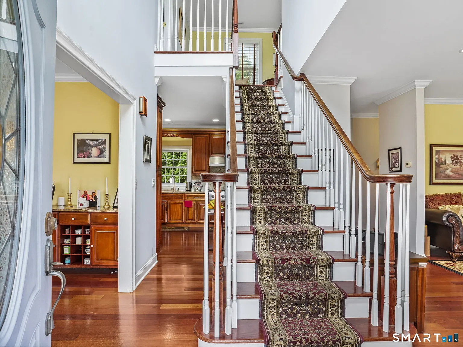 4 bed, 3.0 bath, 2354 sqft, $7,500 — Photo 2